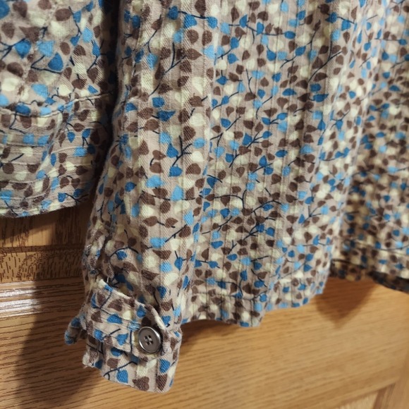 Christopher & Banks Women 3/4 Roll Tab Sleeve Button-Up Shirt Size Medium - Picture 3 of 10